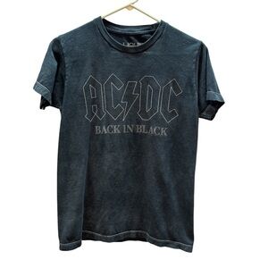 Liquid Blue Vintage Y2K 2003 ACDC Back in Black Band T-Shirt Adult Small